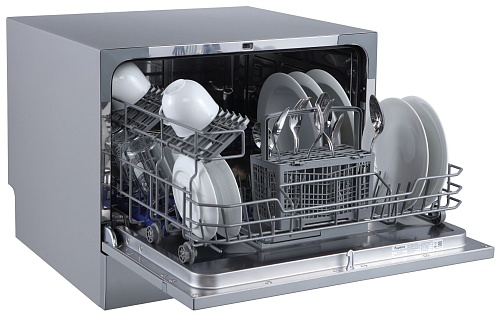 Компактная посудомоечная машина Бирюса DWC-506/7 M